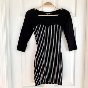 🖤 F21 Black Vertical Stripes Sweetheart Bustier Long Sleeve Cotton Mini Dress